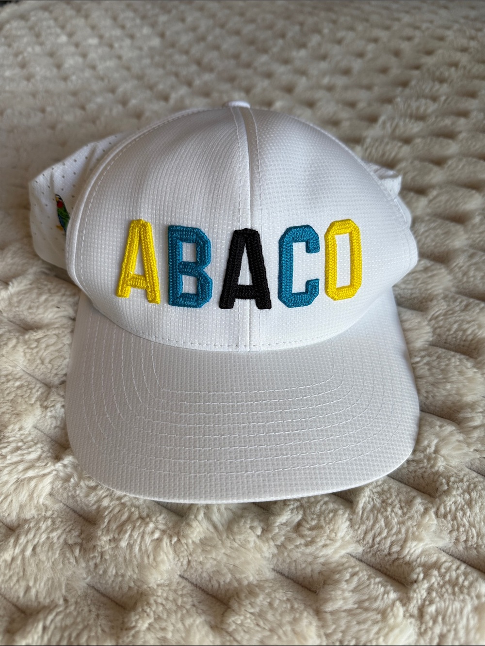 NWOT GFORE White Hat ABACO